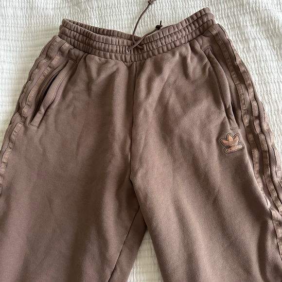 adidas cuffed sweatpants - Picture 1 of 4